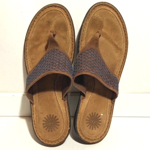 UGG Mahala 5105 Leather Suede Sandal Flip Flops Blue Tan Thong Size 9 - Picture 2 of 8